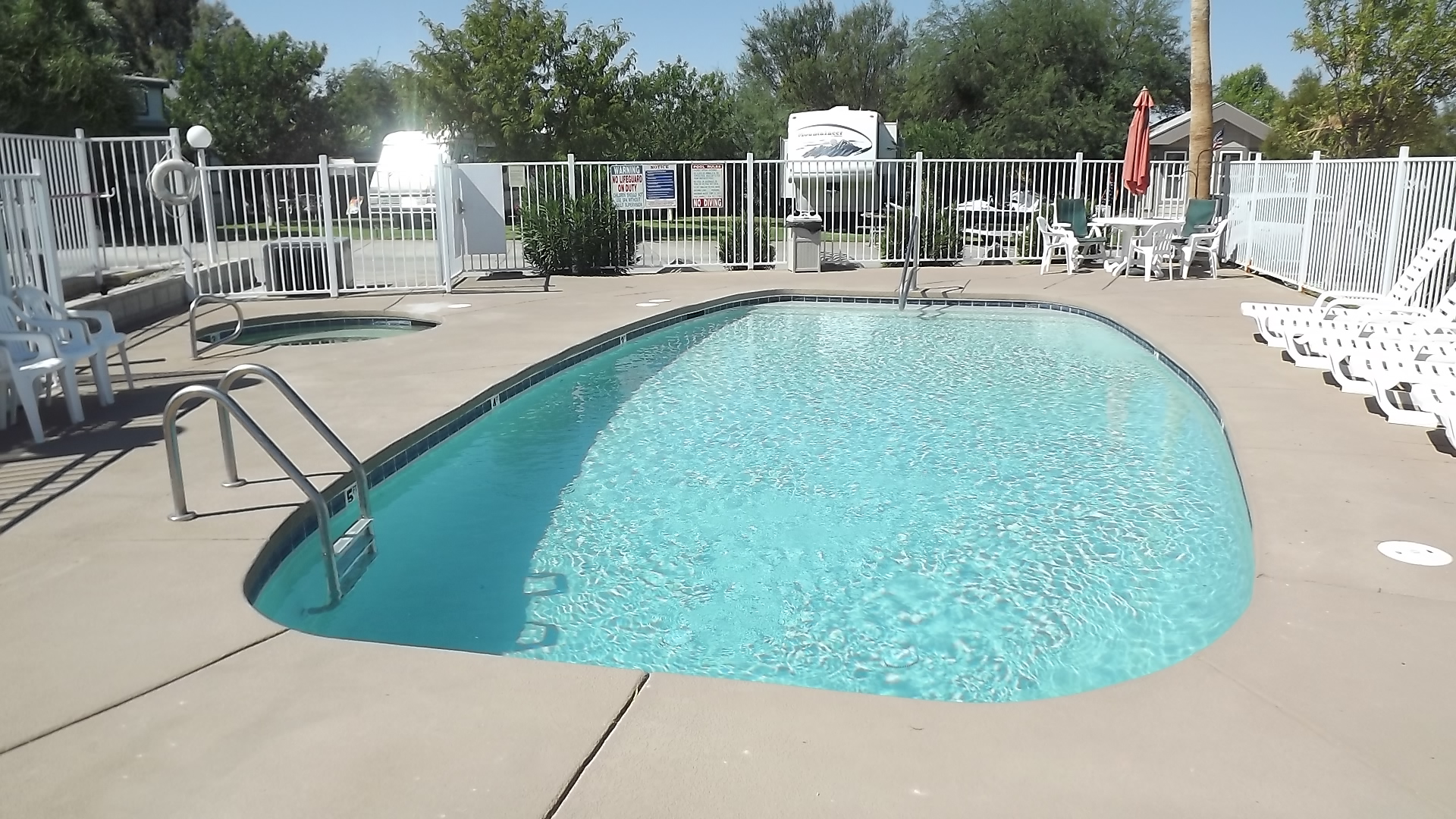 Pool_-_Spa.JPG Pool_-_Spa.JPG